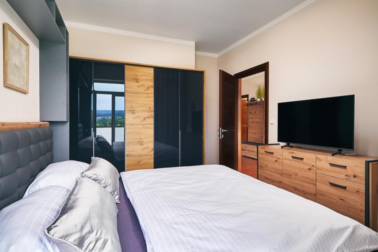 Apartman Residence Moser 1504 Karlovy Vary Bagian luar foto