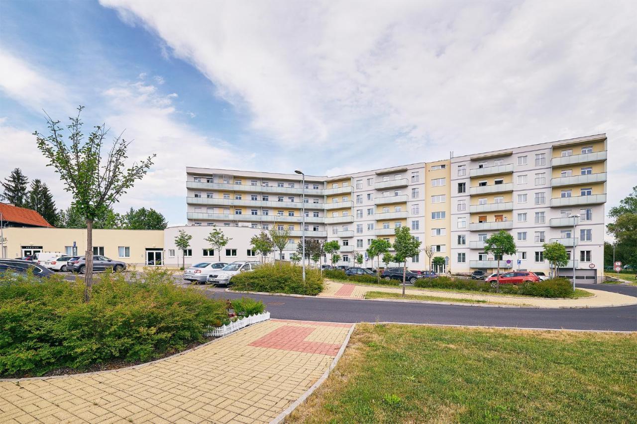 Apartman Residence Moser 1504 Karlovy Vary Bagian luar foto